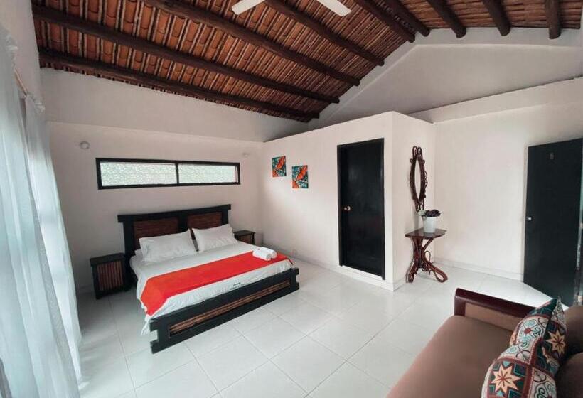 هتل Las Palmas Melgar