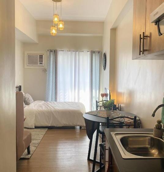 Hotel Serenity Stay Condo At 5th Floor The Loop Tower Limketkai Center Lucky 11