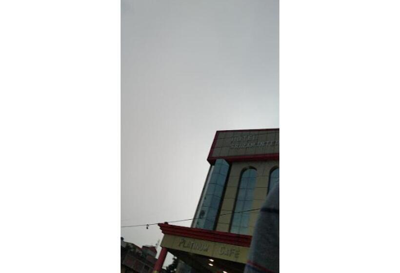 ホテル Shri Ram International Varanasi