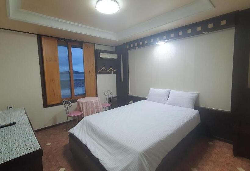 Отель Sm Resortel