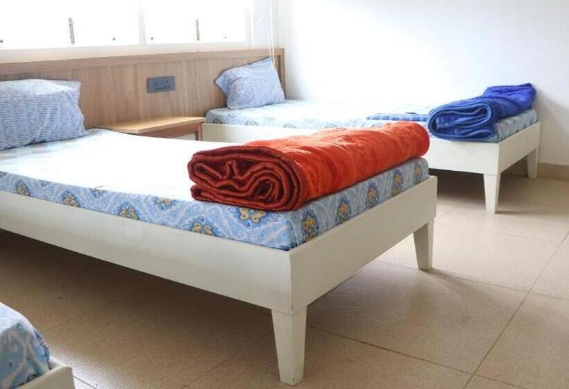 Пансион Heirloom Guesthouse