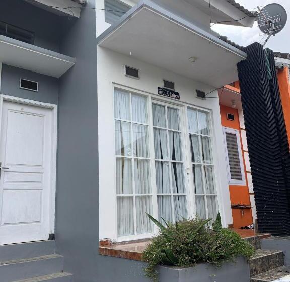 پانسیون Villa Erick Batu Dekat Jatimpark 2