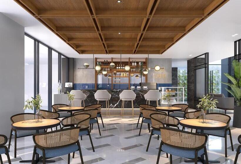 Aston Palu Hotel & Conference Center