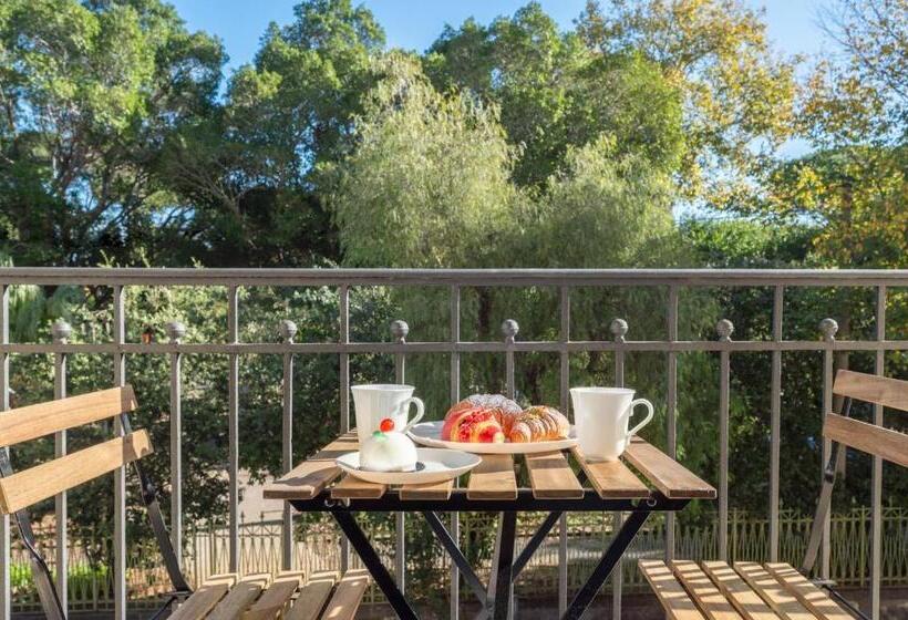 تختخواب و صبحانه Palazzobellini