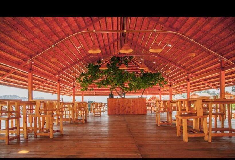 酒店 Leo Woods Hampi River View