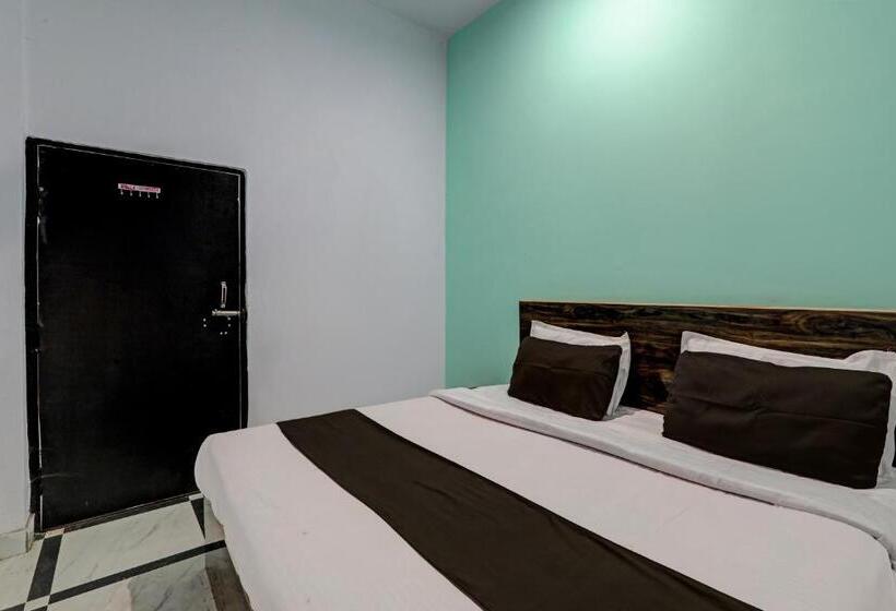 בית מלון כפרי Oyo Flagship Prayag Bhagirathi