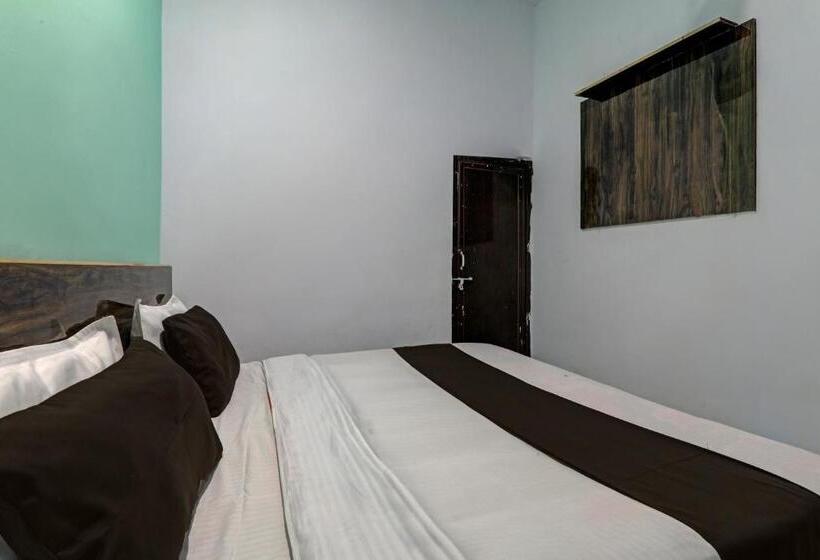 בית מלון כפרי Oyo Flagship Prayag Bhagirathi