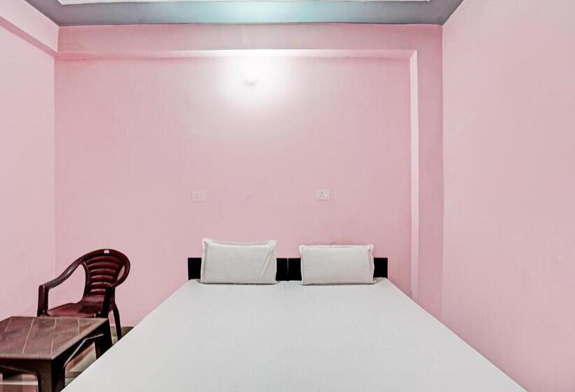 فندق Oyo R.k Bohra Guest House