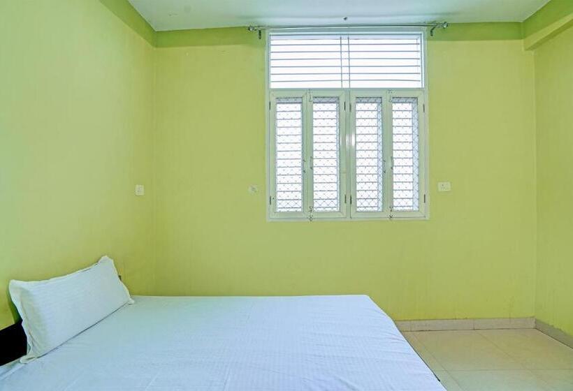 فندق Oyo R.k Bohra Guest House