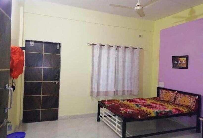 ホテル Shravi Farmhouse