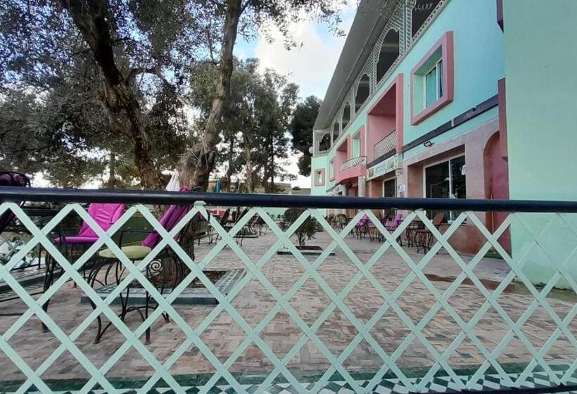 فندق Sidi Ali Bousserghine