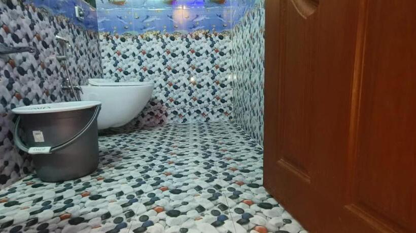 בית מלון כפרי Solstay Inn Residency