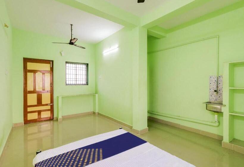 هتل Spot On The Green Park