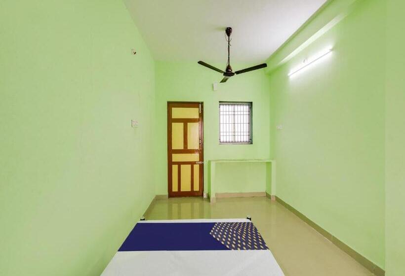 هتل Spot On The Green Park