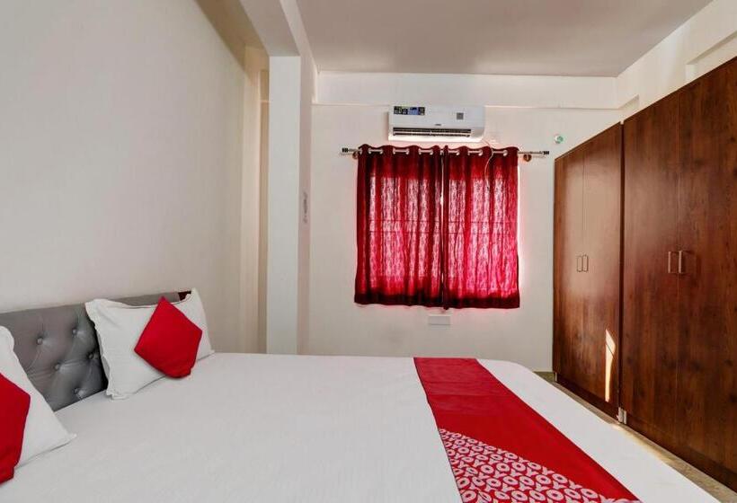 Oyo Hotel Aishwarya Comforts