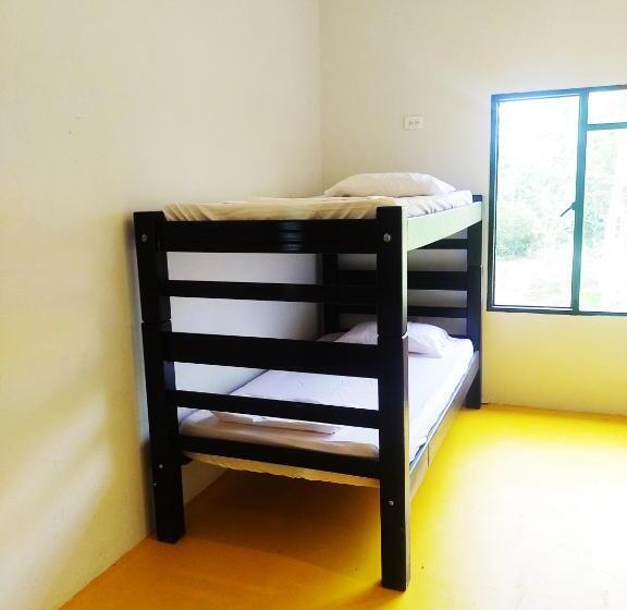 پانسیون Amalaya Hostel