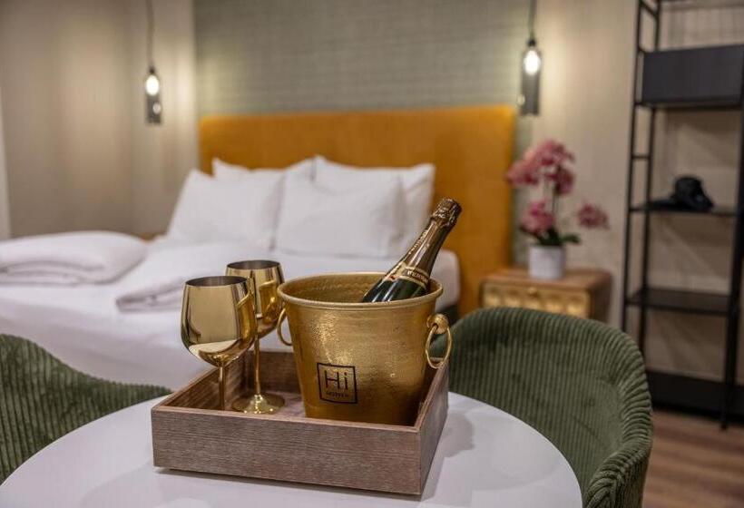 پانسیون Hi Room