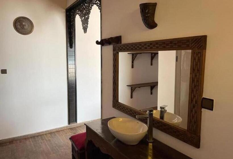 بنسيون La Merveille Dakhla Guest House