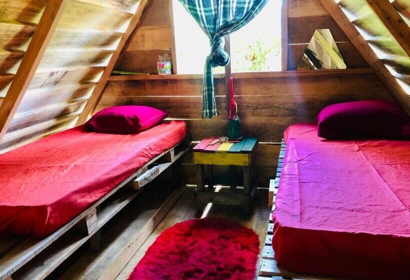 استراحتگاه Land Of Promise