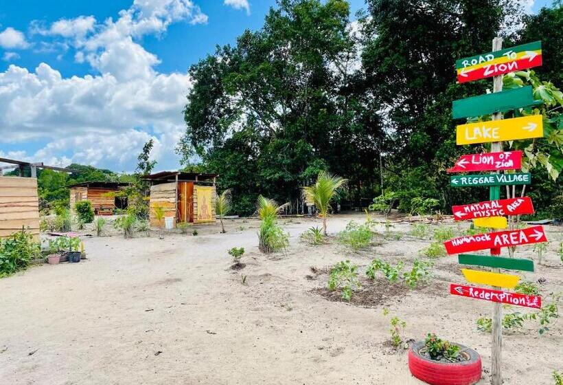 استراحتگاه Land Of Promise