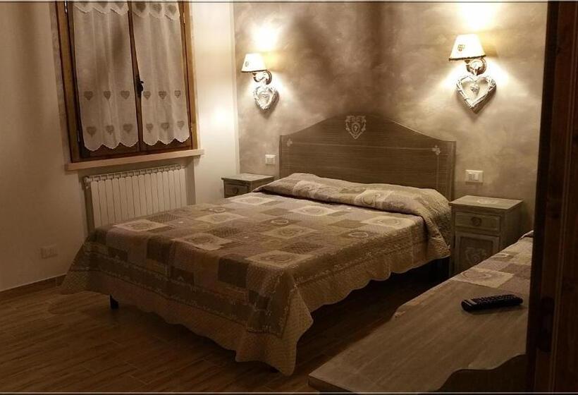 민박 La Casa Delle Rondini