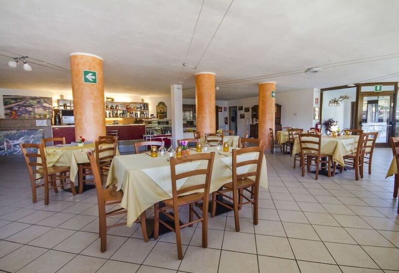فندق فئة نجمة واحدة Residence Stefania