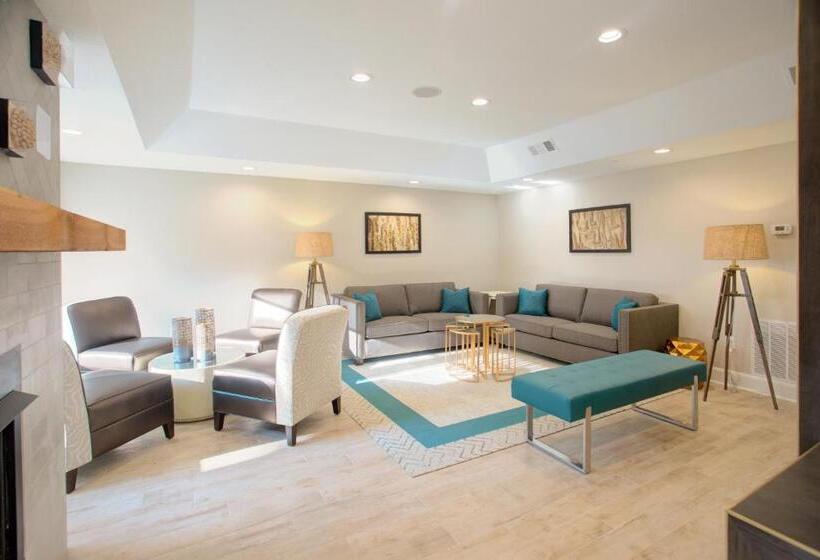 فندق Beachview Club