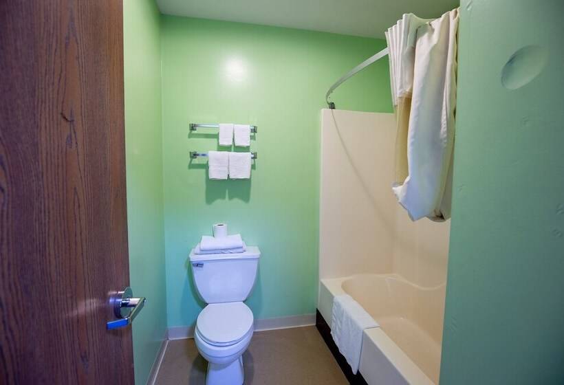 Отель Budget Host Inn