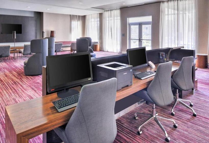 فندق Courtyard By Marriott Columbus Grove City