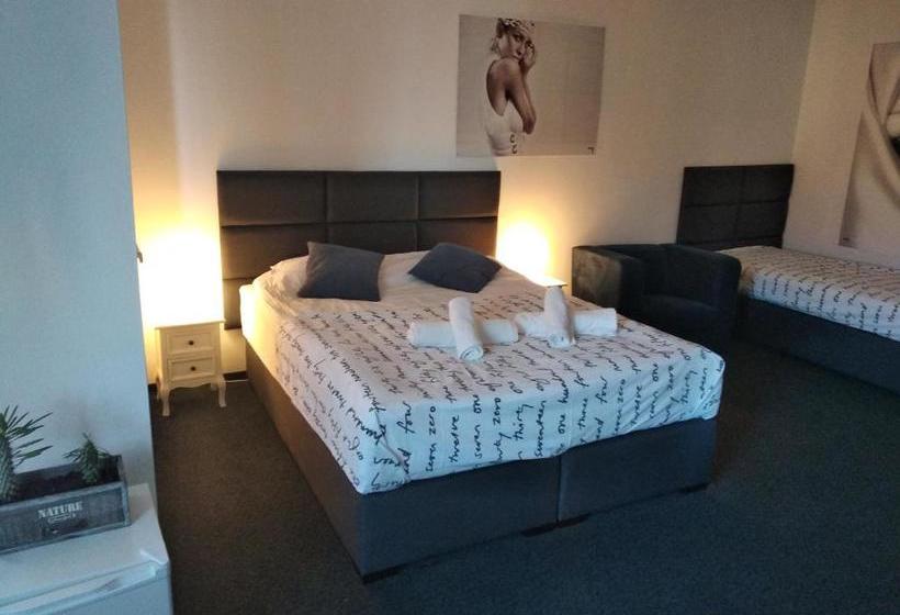 فندق Harmonica Studio