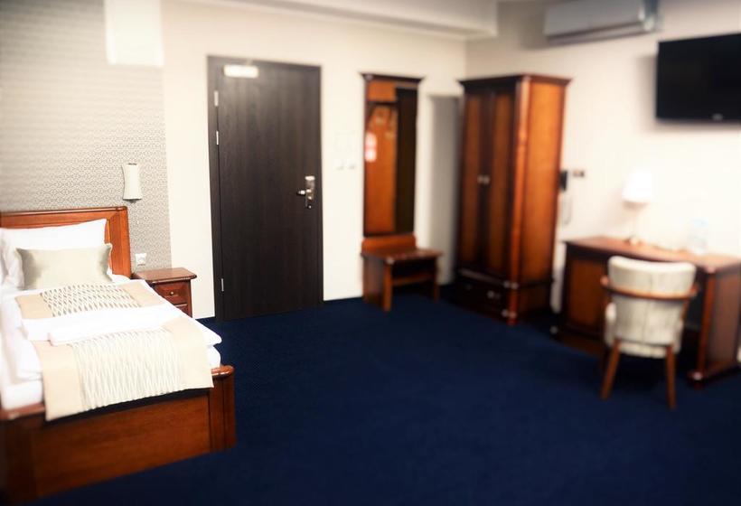 בית מלון כפרי Kamienica