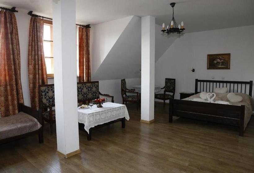 فندق Miasteczko Galicyjskie