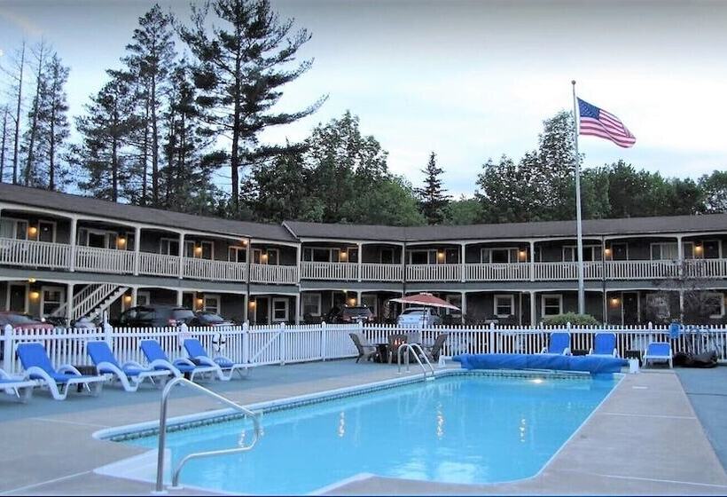 فندق Mt Madison Inn & Suites