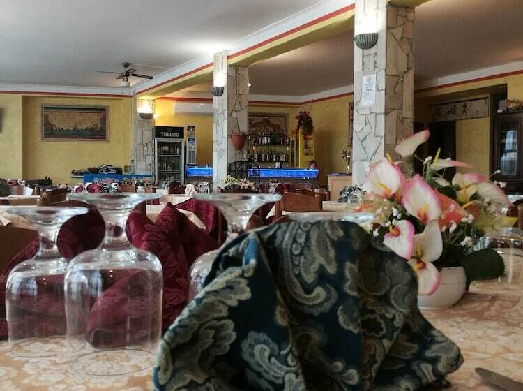 Отель Paradiso
