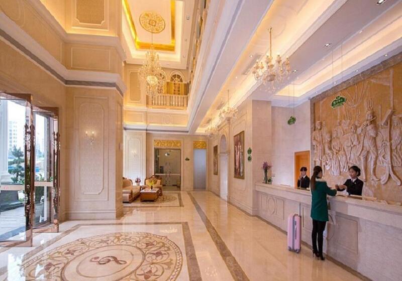 酒店 Vienna Classic Shenzhen Longhua Bus Station