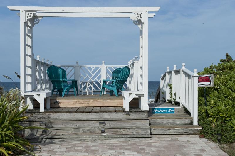 فندق Windemere Inn By The Sea