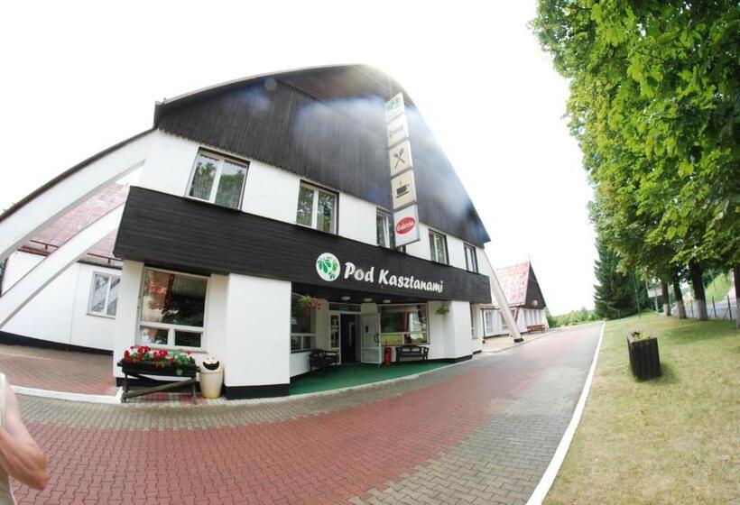 בית מלון כפרי Zajazd Pod Kasztanami
