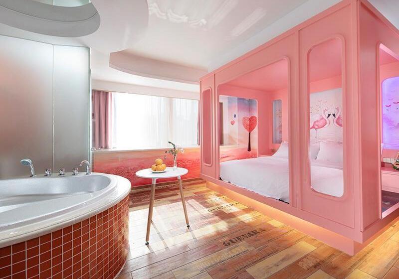 Vienna Hotel Shenzhen Exibition Center