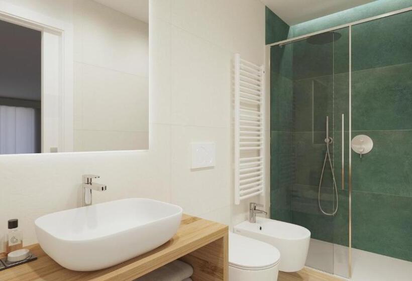 تختخواب و صبحانه Chic & Charme Luxury Rooms