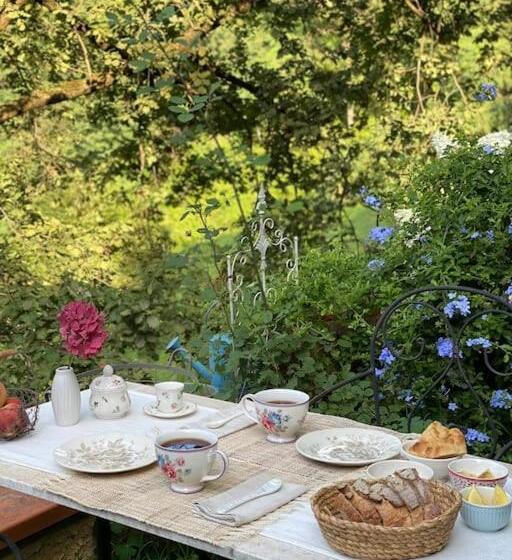 Bed and Breakfast La Quercia E Lo Scoiattolo