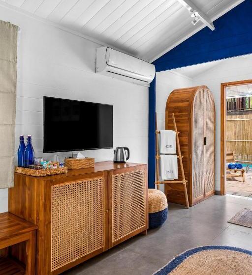 Отель Azora By Ayatana, Goa