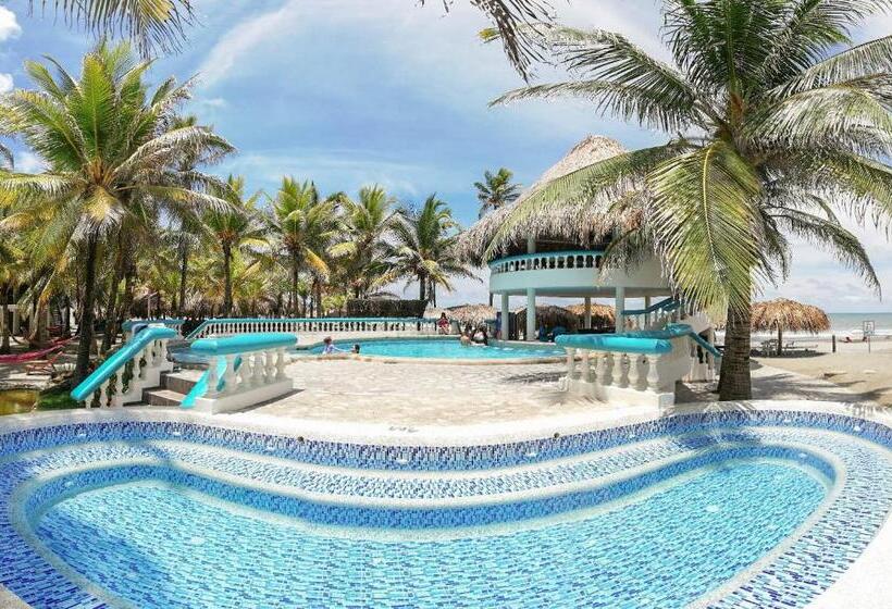 בית מלון כפרי Los Tambos Del Caribe Beach