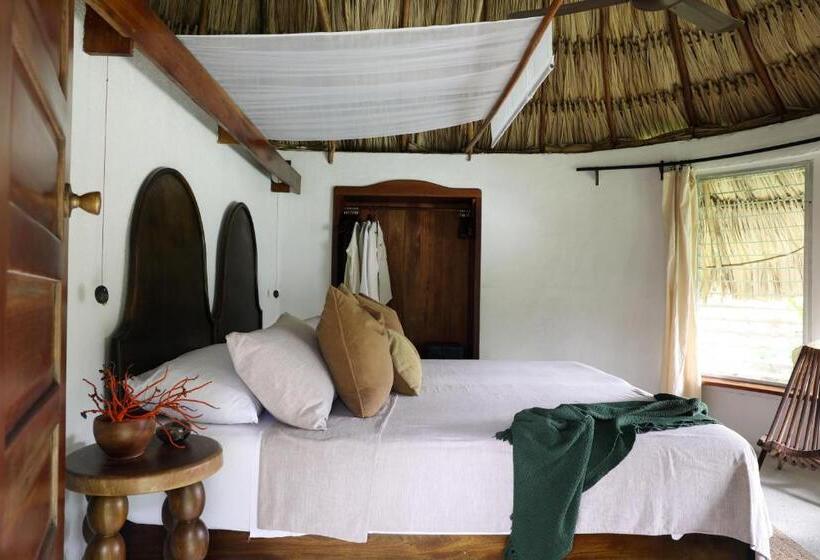 Jade Jungle Resort