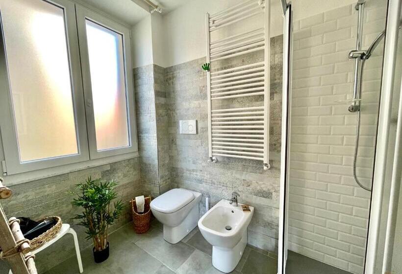 بنسيون La Monstera Rooms