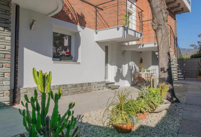 پانسیون Villa Gerani