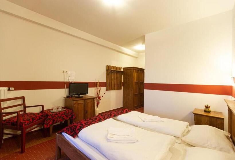 צימר Pensiunea Si Restaurant Erdo