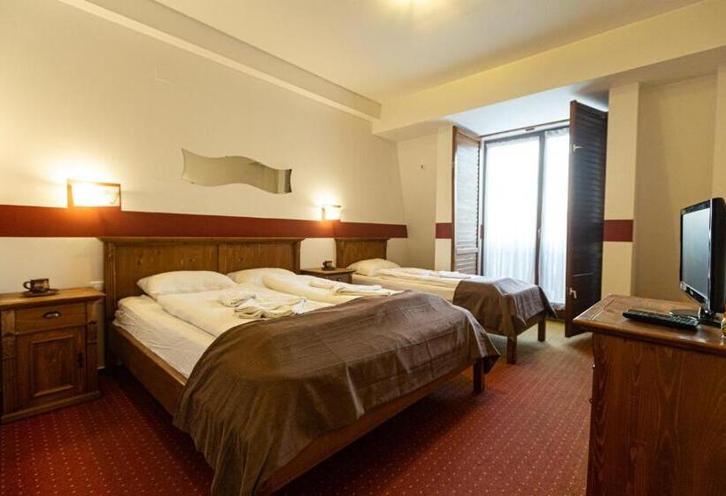 צימר Pensiunea Si Restaurant Erdo