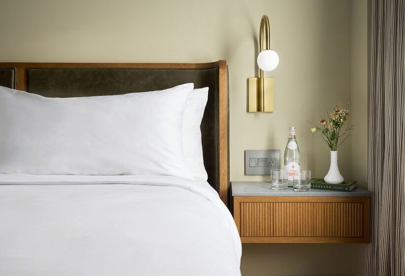 هتل Heron Old Town Alexandria