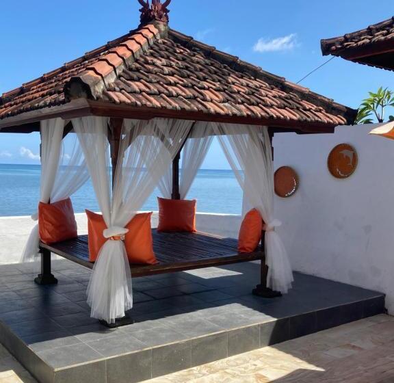 酒店 Villa Agung Beach Inn