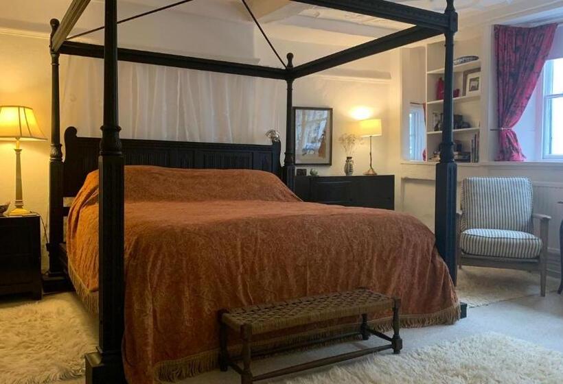 بنسيون The Totnes Guest House. Upstairs At Zappa S